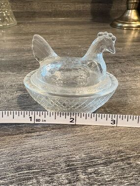 Clear Glass Hen on Nest Decorative Dish